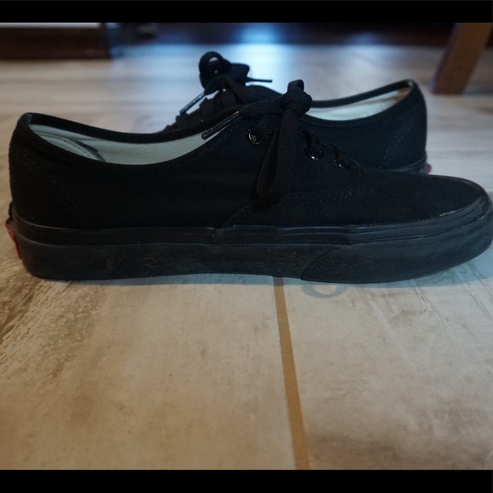 Black Vans